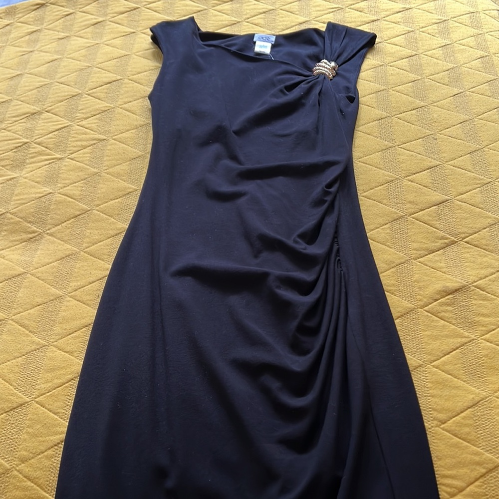 CACHE lbd with unique gold snake  broach. Size S - Picture 6 of 7